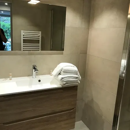 Hotel apartamentowy Les Cigales 3*