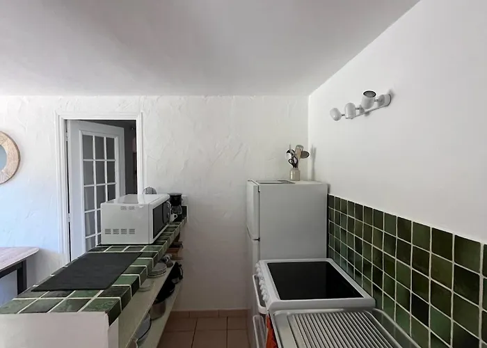 Aparthotel Les Cigales 3*