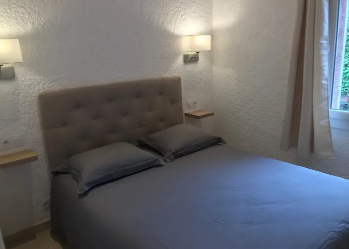Aparthotel Les Cigales 3*