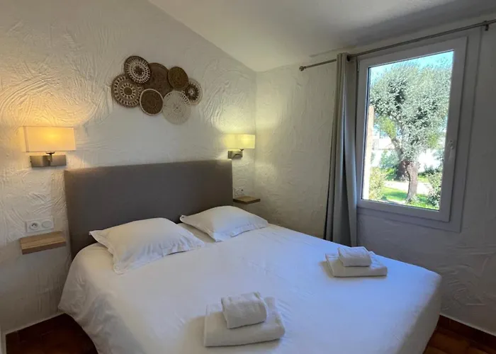 Les Cigales 3* Porto-Vecchio (Corsica)