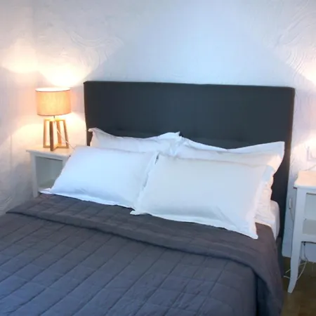 Les Cigales Aparthotel 3*