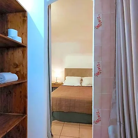 Les Cigales Aparthotel