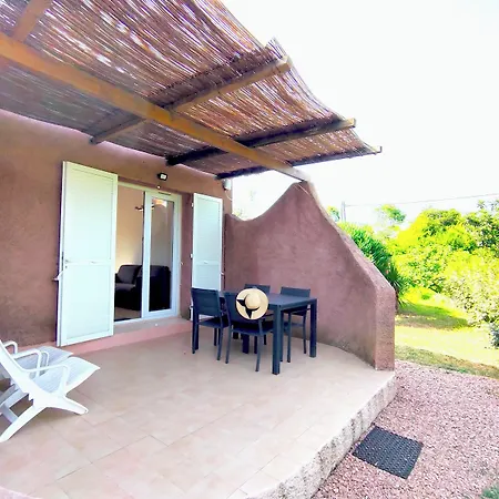 Aparthotel Résidence Les Cigales 3*