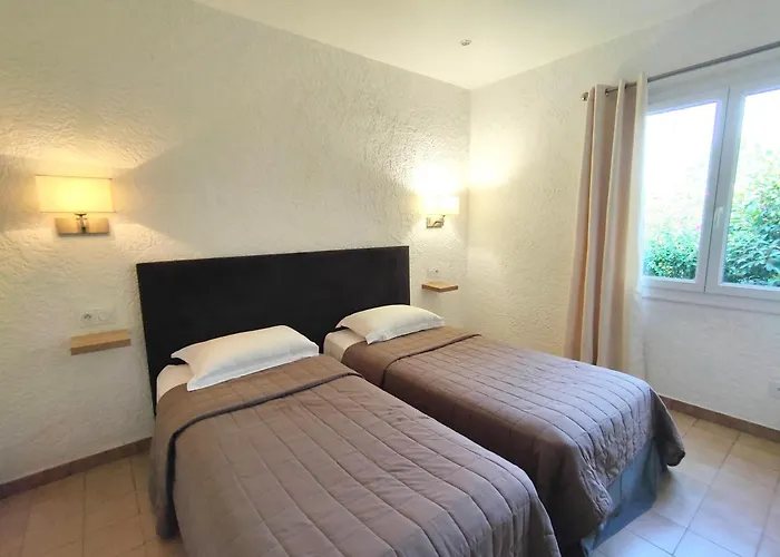 Les Cigales 3* Porto-Vecchio (Corsica)